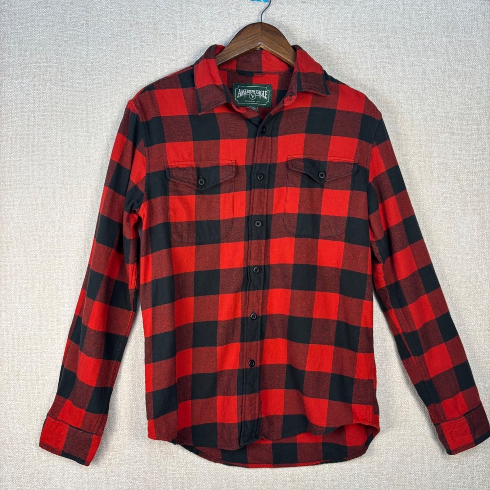 American Eagle Mens Size Small Red Black Buffalo Plaid Flannel Button Down Shirt